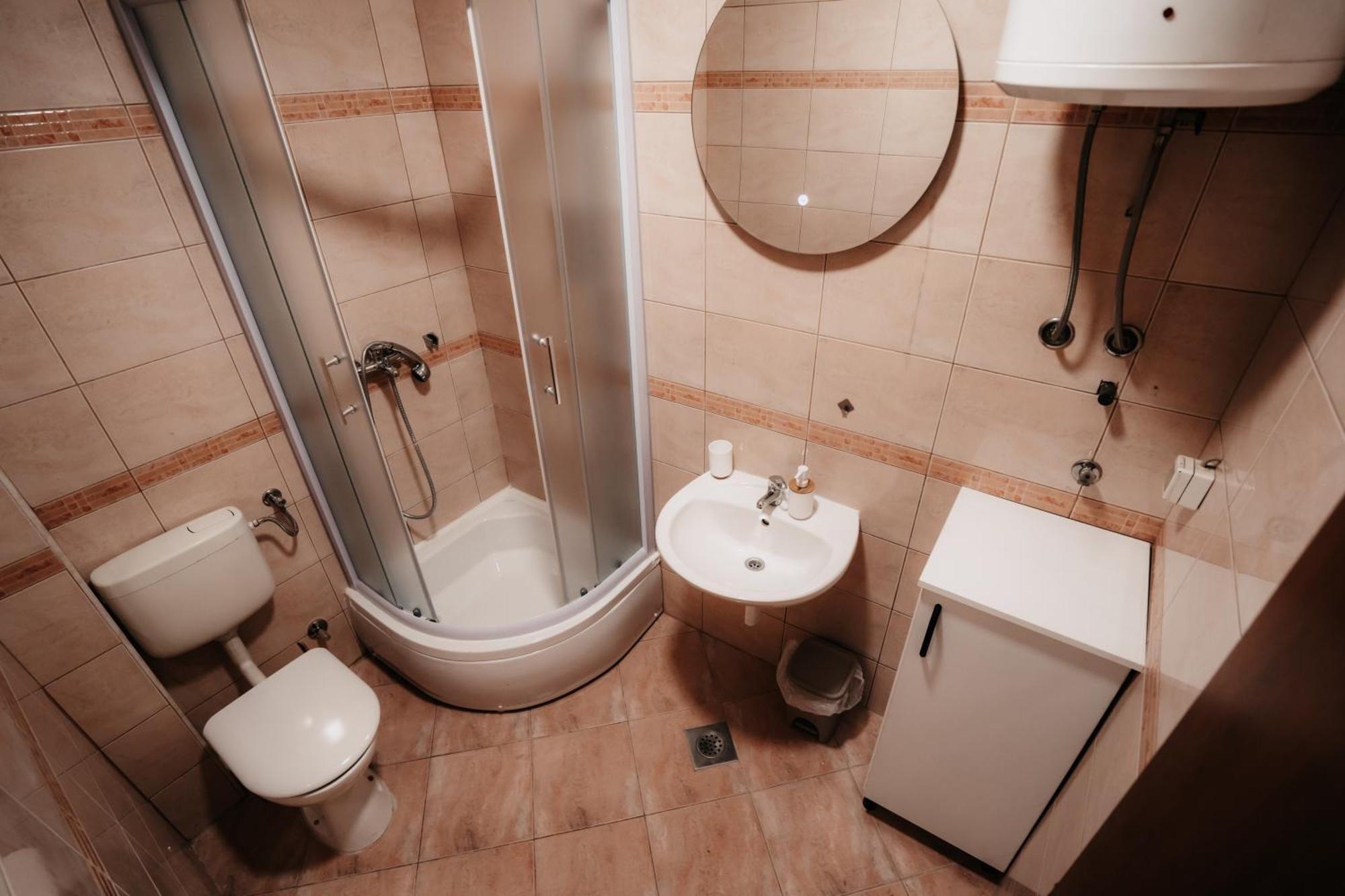 Riverside Apartments Мостар Экстерьер фото